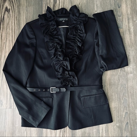 Anne Klein Jackets & Blazers - Anne Klein Black Ruffle Collar Belted One Button Blazer